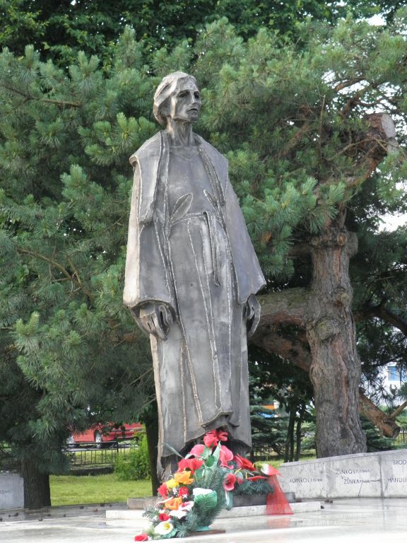 Plačúca matka - pamätník padlých v I. a II. svetovej vojne