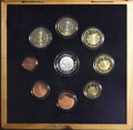 Sada mincí Slovenskej republiky 2009 - Prvý súbor slovenských euromincí Proof Like v drevenej etui