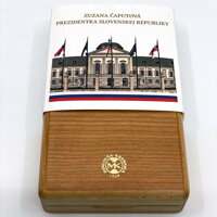 Wooden case with the logo Mint Kremnica š.p. and paper sleeve. Wooden case with the logo Mint Kremnica š.p. and paper sleeve.