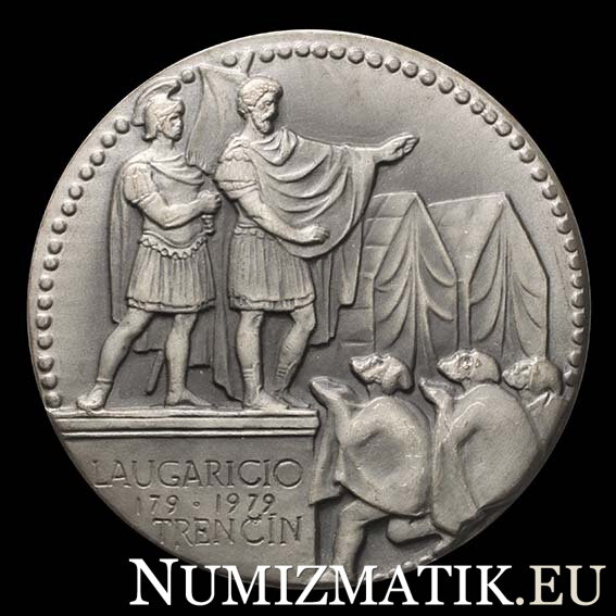 Lavgaricio Trenčín - 1800 rokov rímskeho nápisu, tombaková medaila - Ľ. Cvengrošová