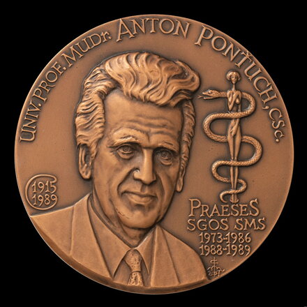 Univerzitný profesor MUDr. Anton Ponťuch, CSc. - AE medaila - M. Polonský