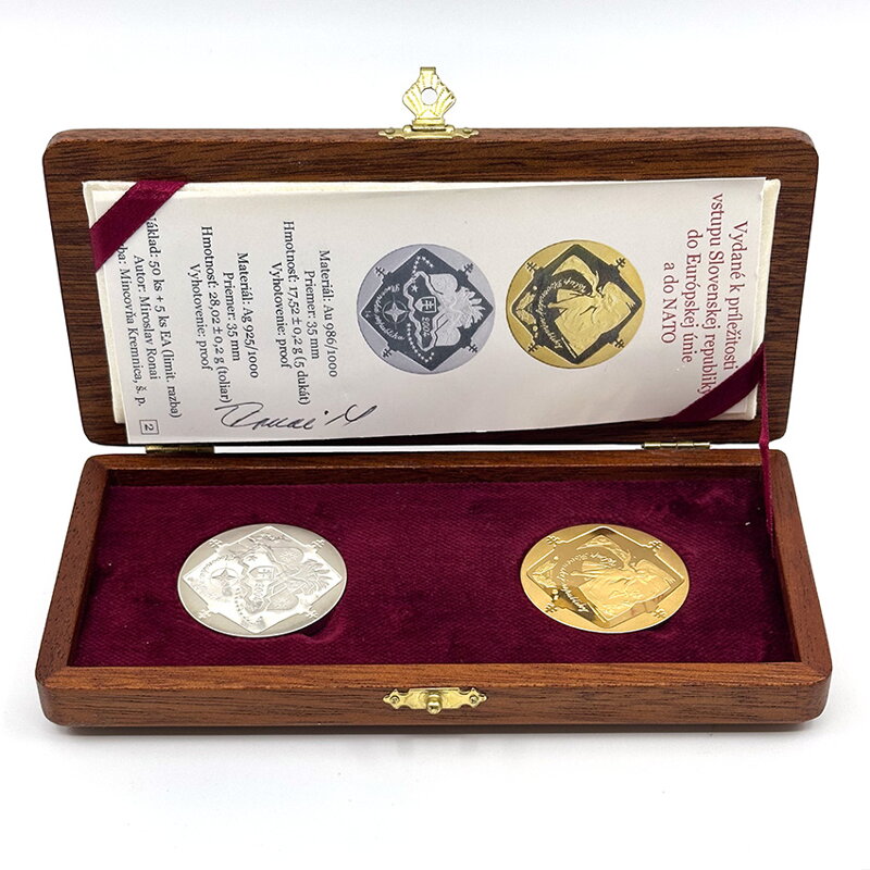 Vstup Slovenskej republiky do Európskej únie a do NATO - zlatá a strieborná medaila - M. Ronai